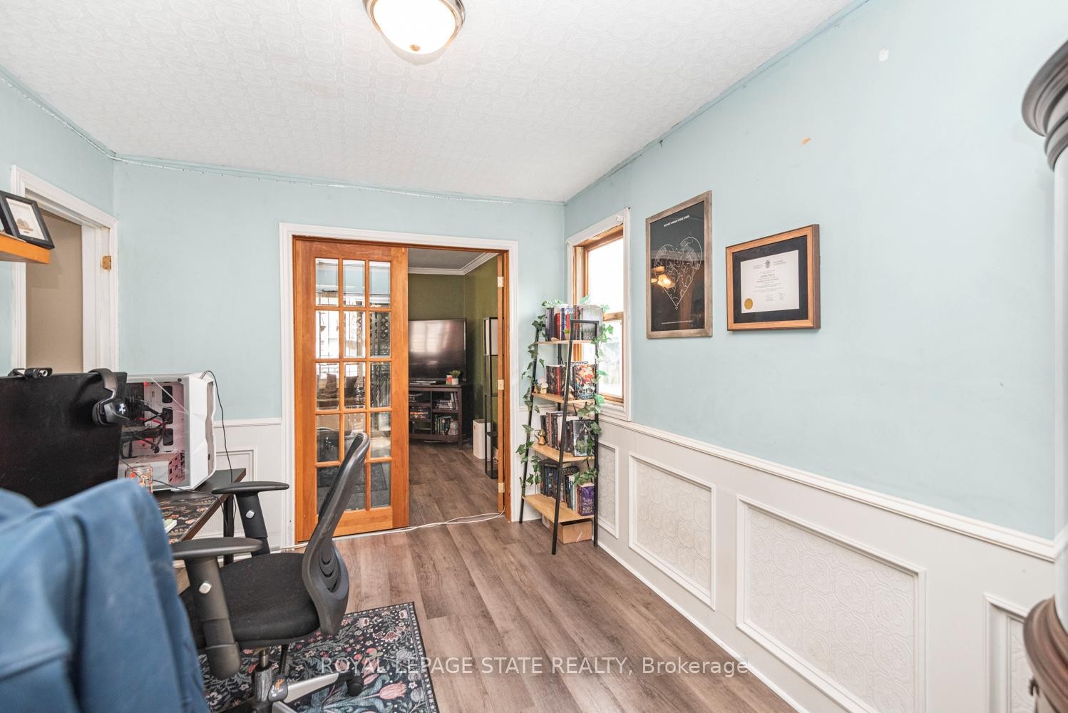 135 Glassco Avenue N, Hamilton, ON - Indoor Photo Showing Other Room