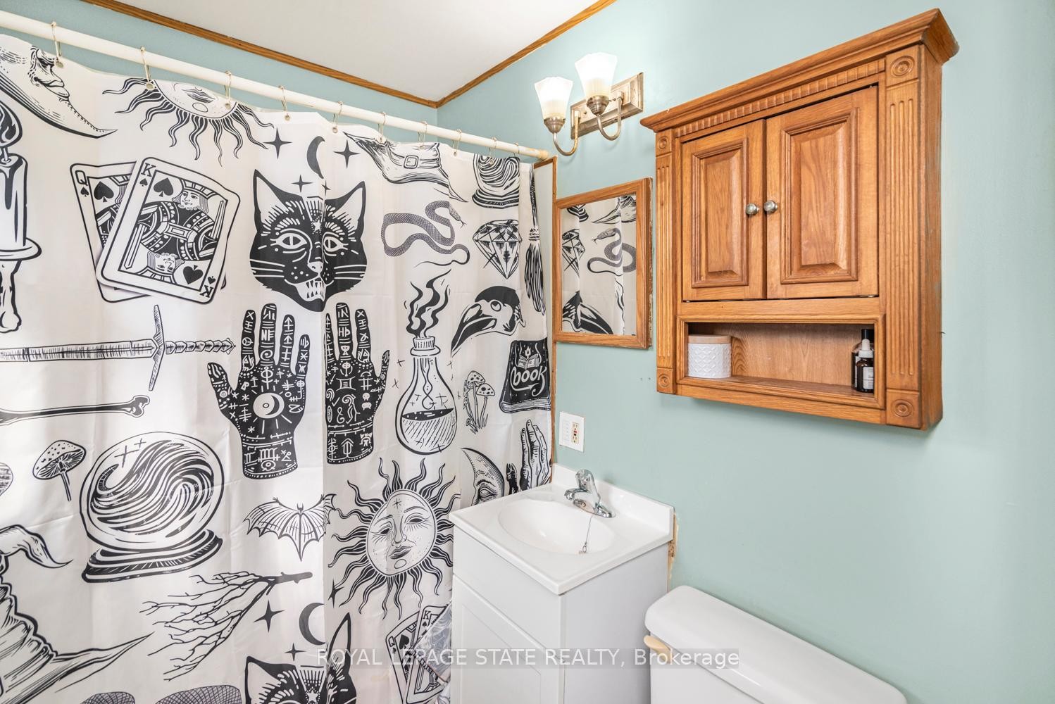 135 Glassco Avenue N, Hamilton, ON -