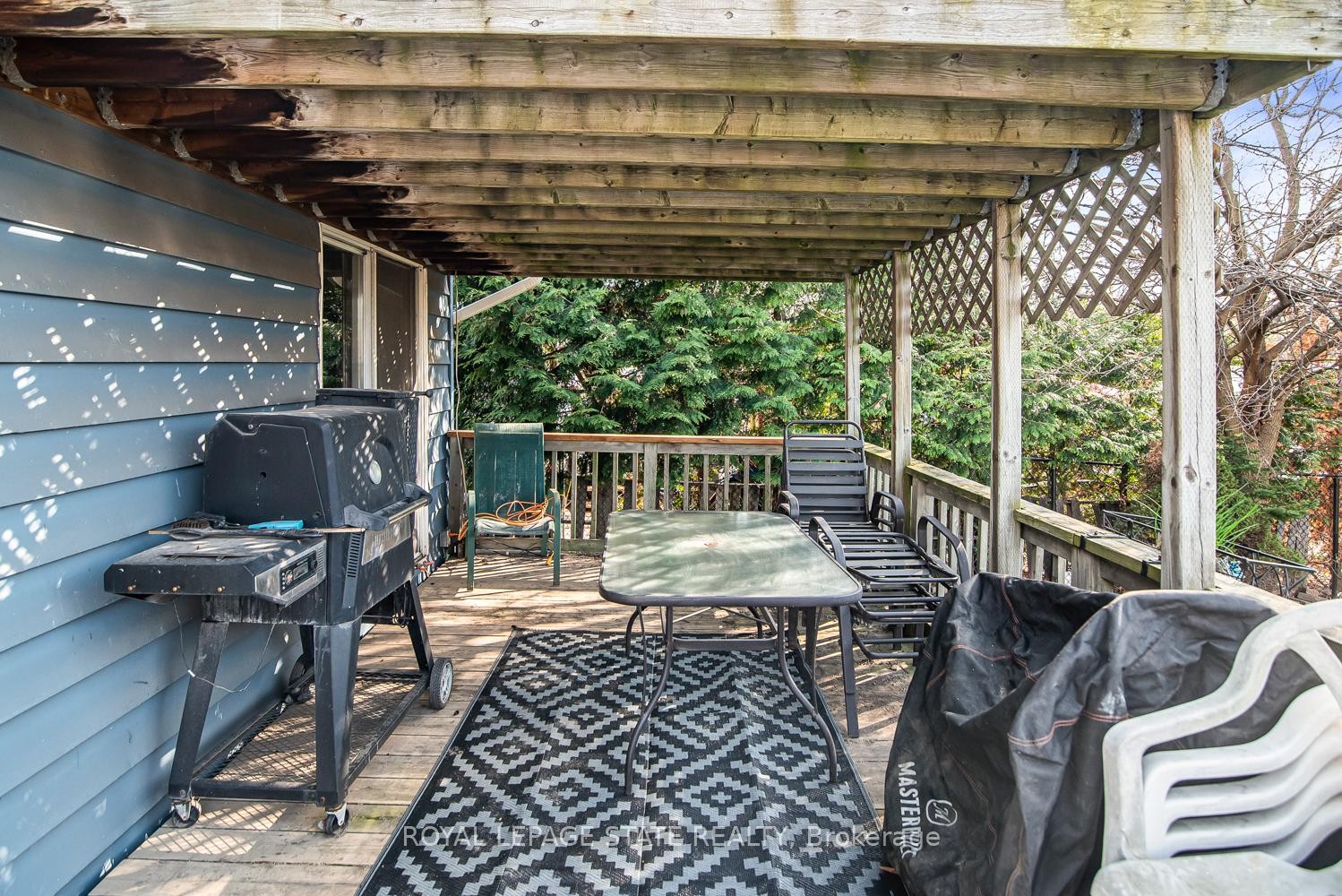 135 Glassco Avenue N, Hamilton, ON - Outdoor With Deck Patio Veranda
