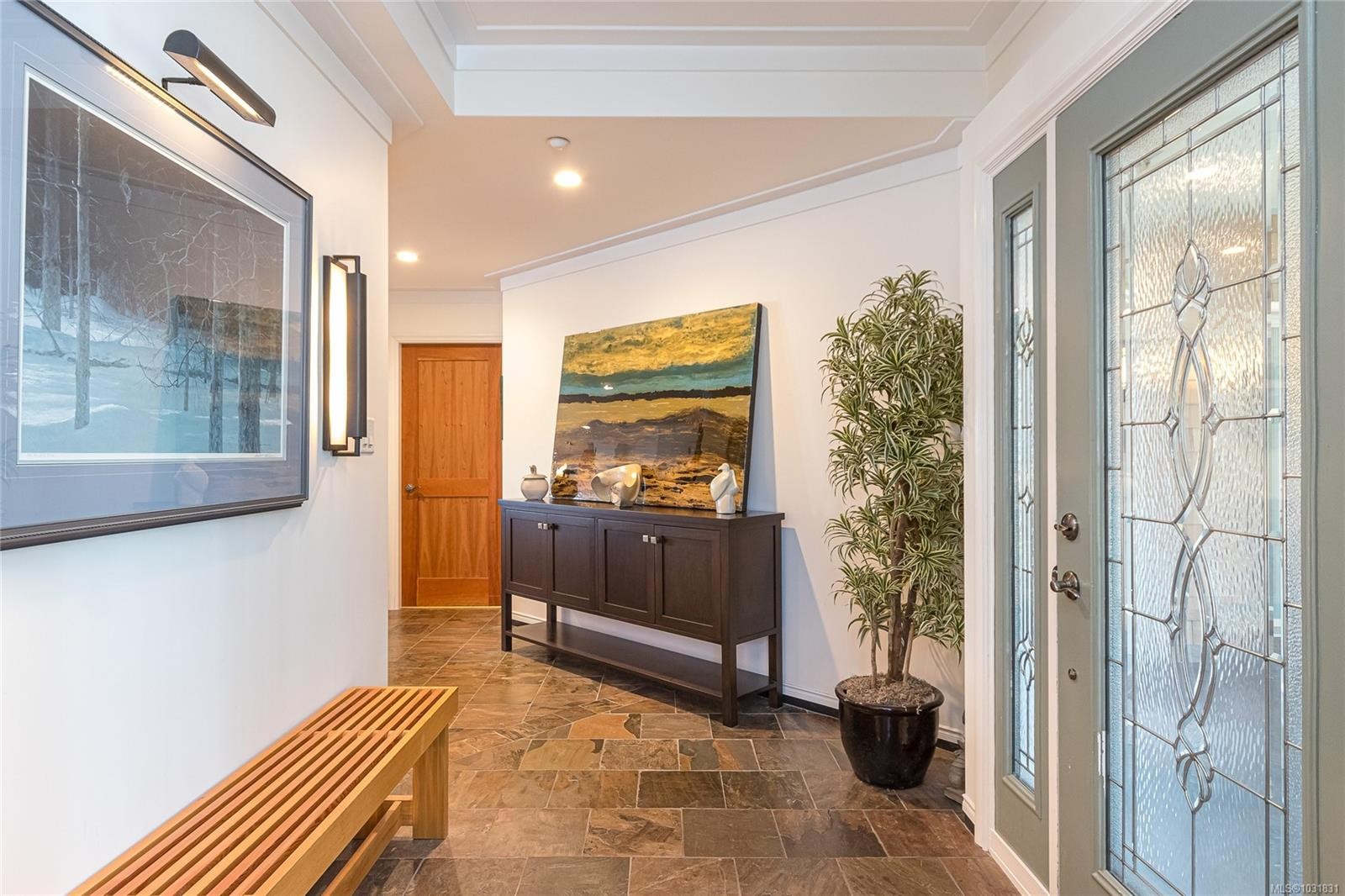 5-9885 Second St, Sidney, BC - Indoor Photo Showing Other Room