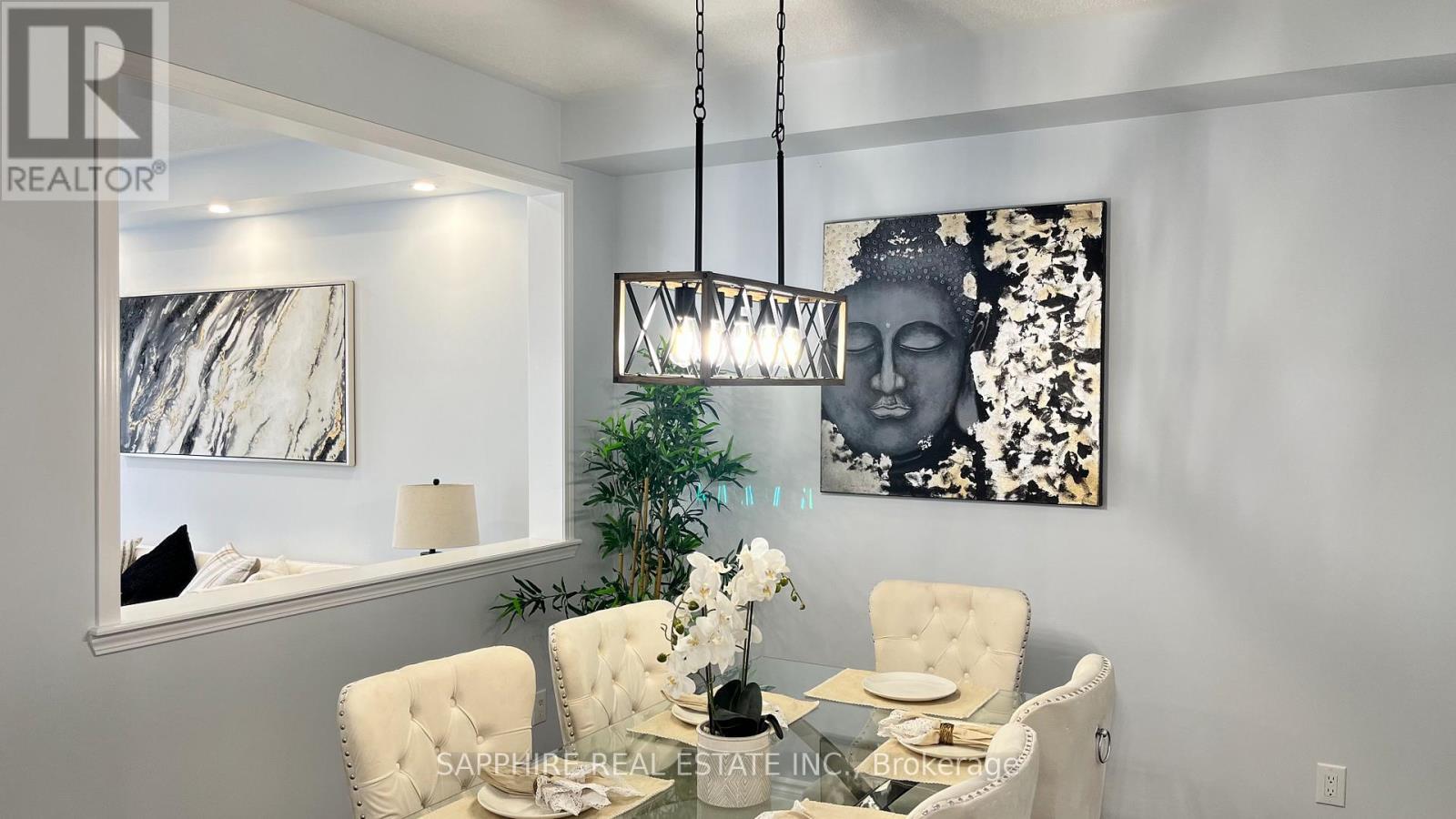 Liiving Room can be used as Dining Room as well - 325 Trudeau Drive E, Milton, ON - Indoor Photo Showing Other Room