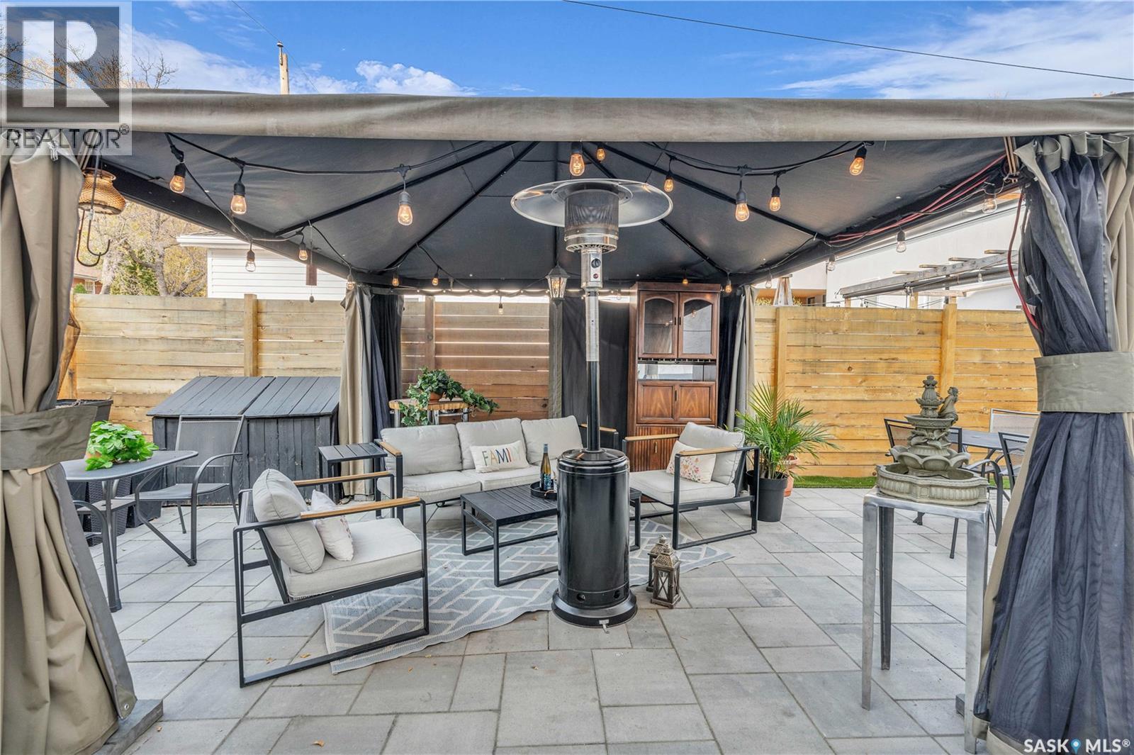 3120 Rae Street, Regina, SK - Outdoor With Exterior