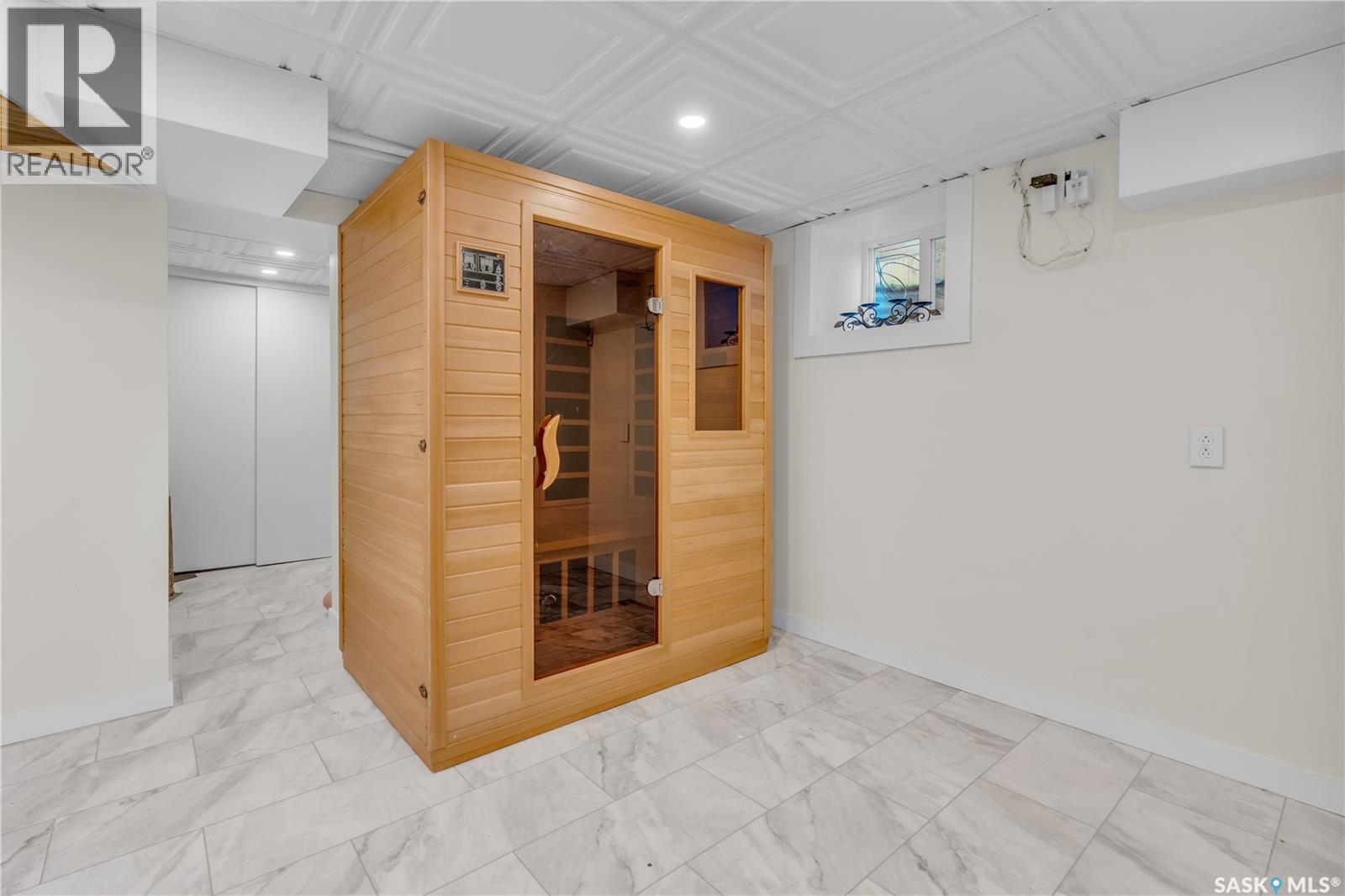 3120 Rae Street, Regina, SK - Indoor Photo Showing Other Room