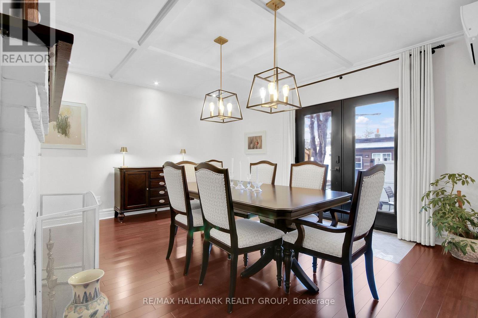 24 Morris Street, Ottawa, ON - Indoor Photo Showing Dining Room