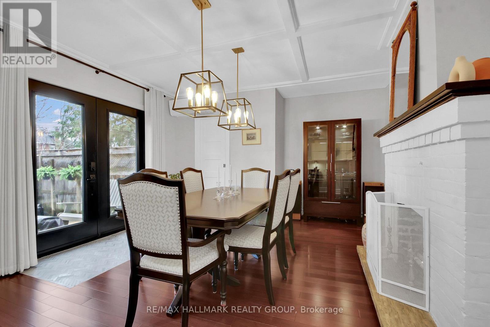 24 Morris Street, Ottawa, ON - Indoor Photo Showing Dining Room
