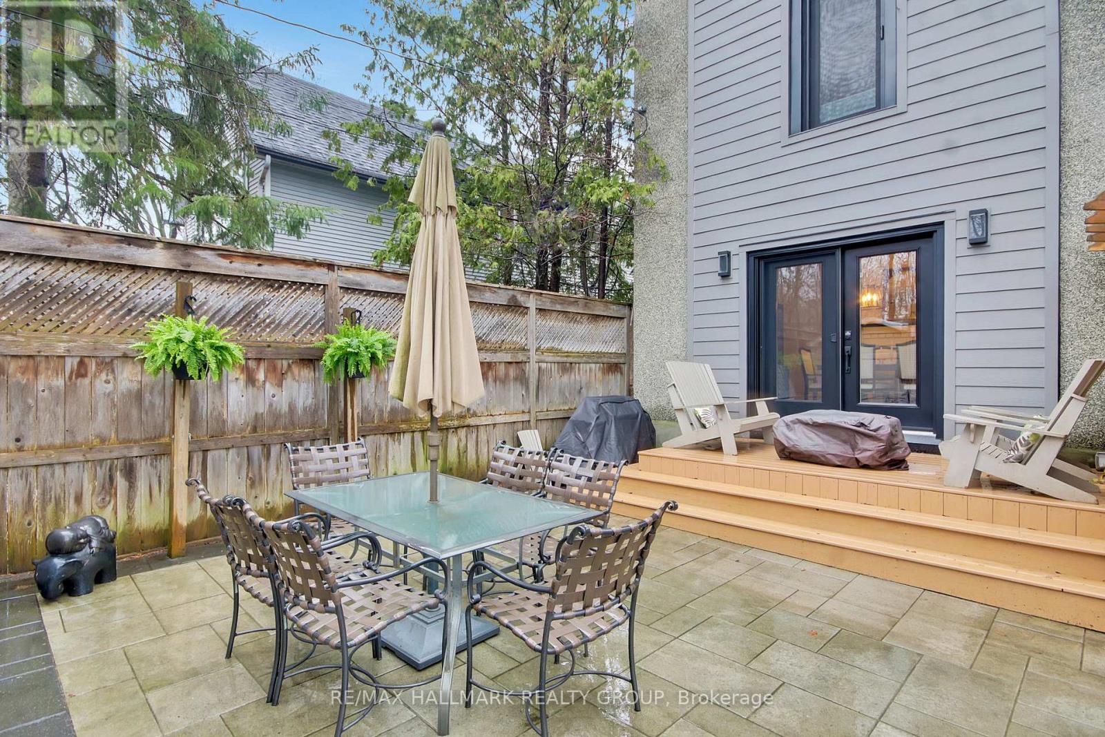 24 Morris Street, Ottawa, ON - Outdoor With Deck Patio Veranda With Exterior