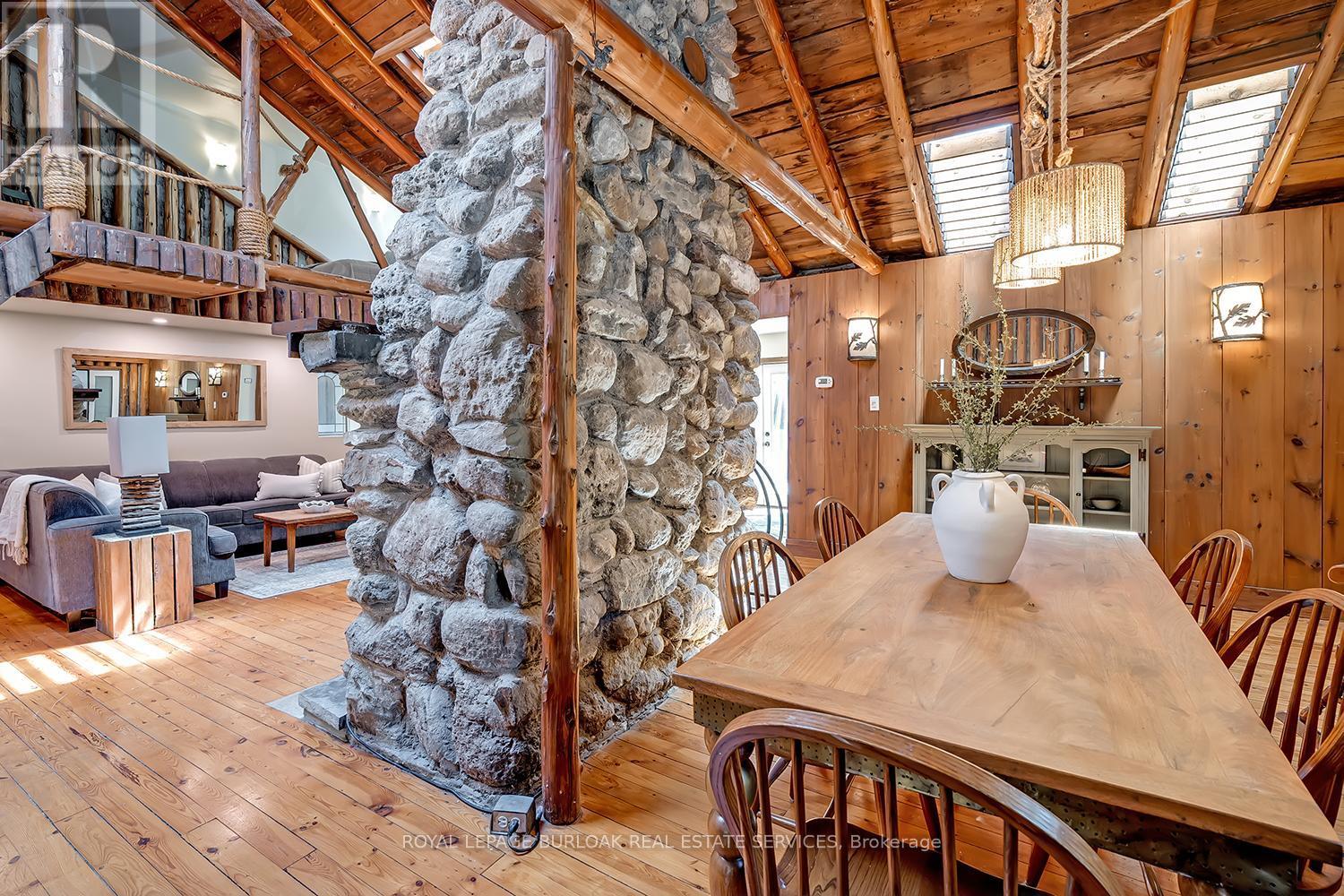 6099 Cedar Grove, Burlington, ON - Indoor Photo Showing Other Room