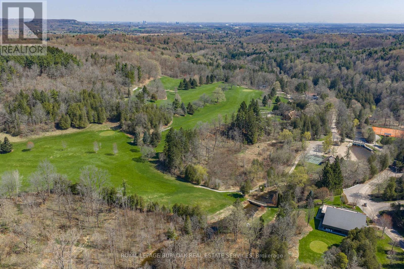 6099 Cedar Grove, Burlington, ON - Outdoor With View