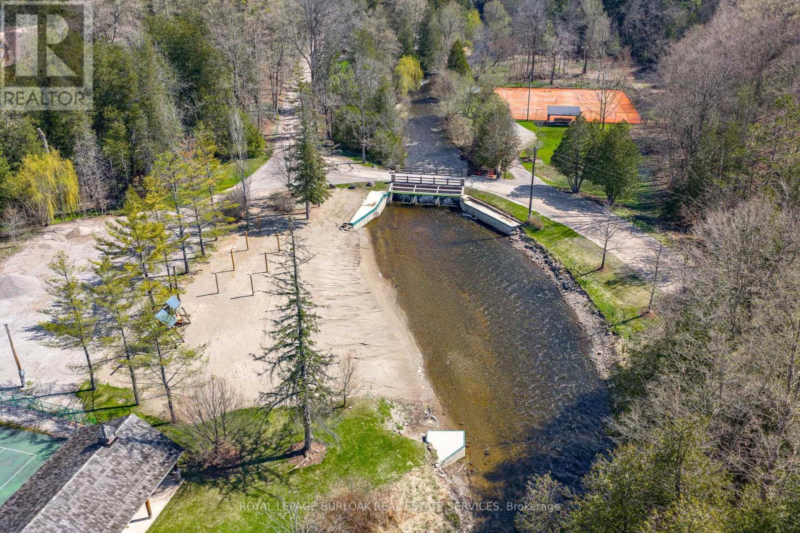 6099 Cedar Grove, Burlington, ON - Outdoor With View
