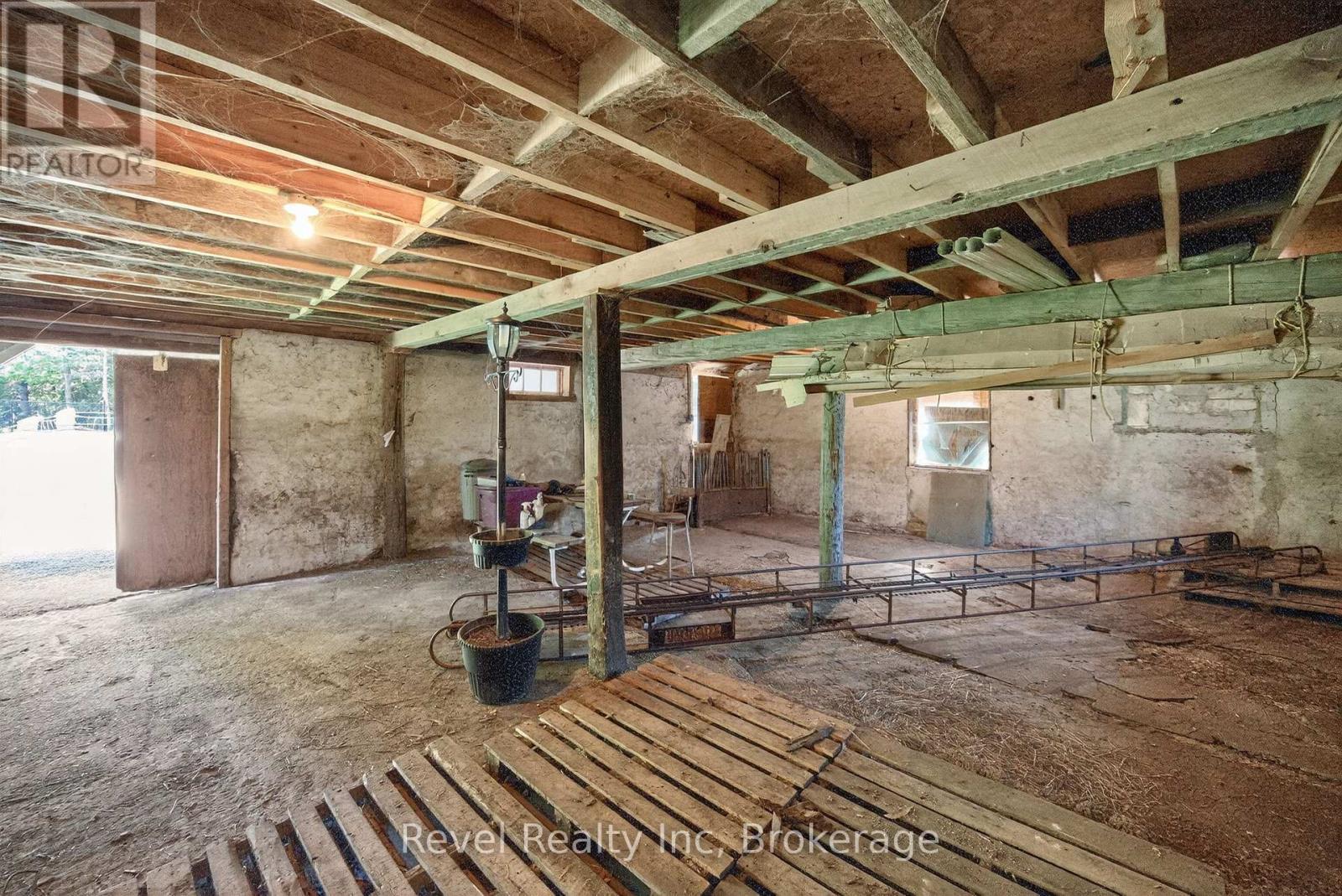 7190 93 Highway, Tiny, ON - Indoor Photo Showing Basement