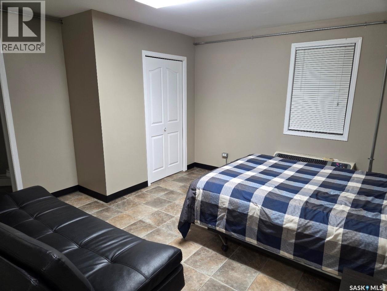 204 Railway Avenue S, Middle Lake, SK