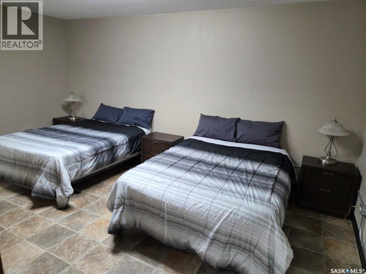 204 Railway Avenue S, Middle Lake, SK