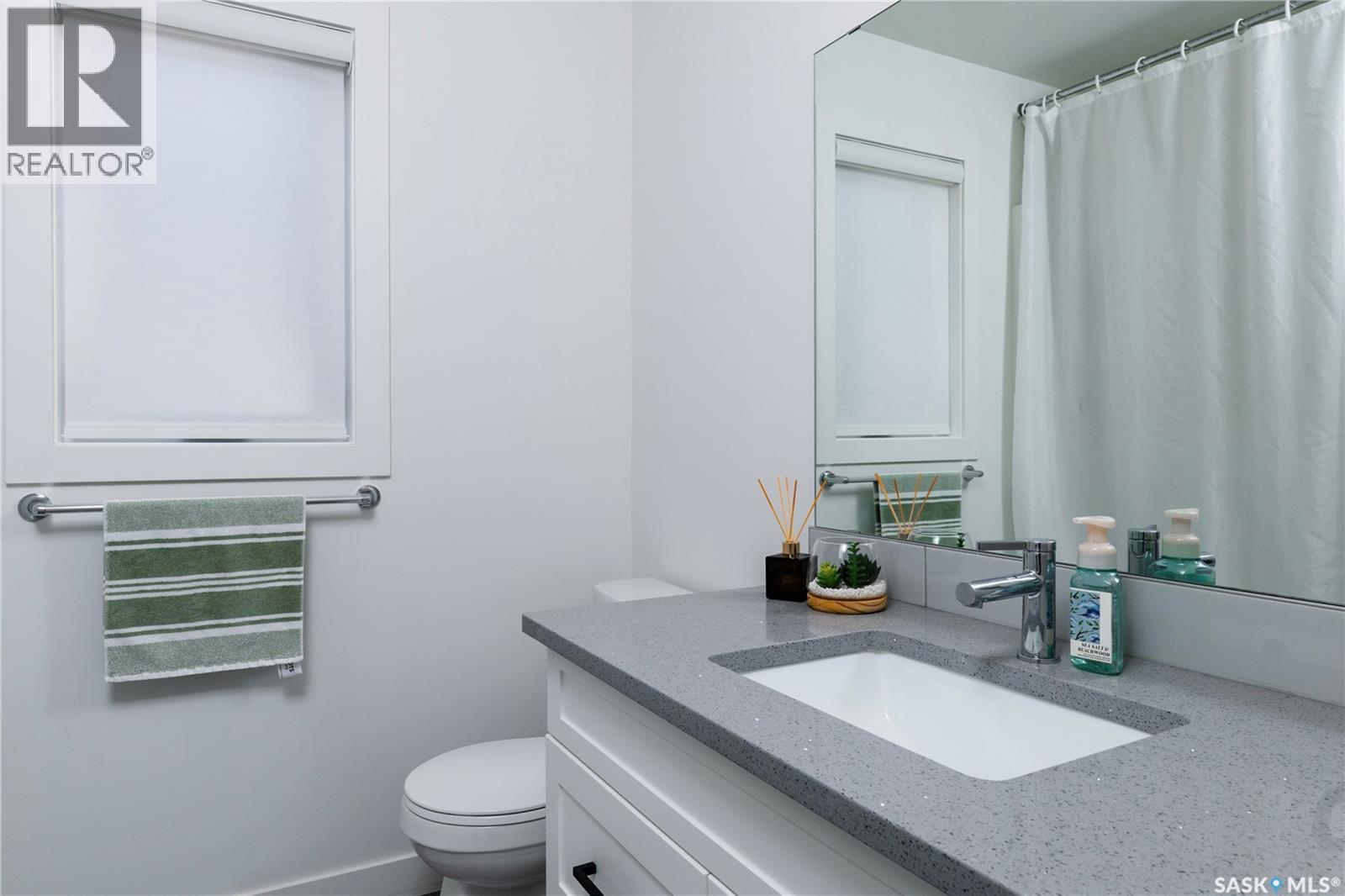 5617 Tutor Way, Regina, SK - Indoor Photo Showing Bathroom