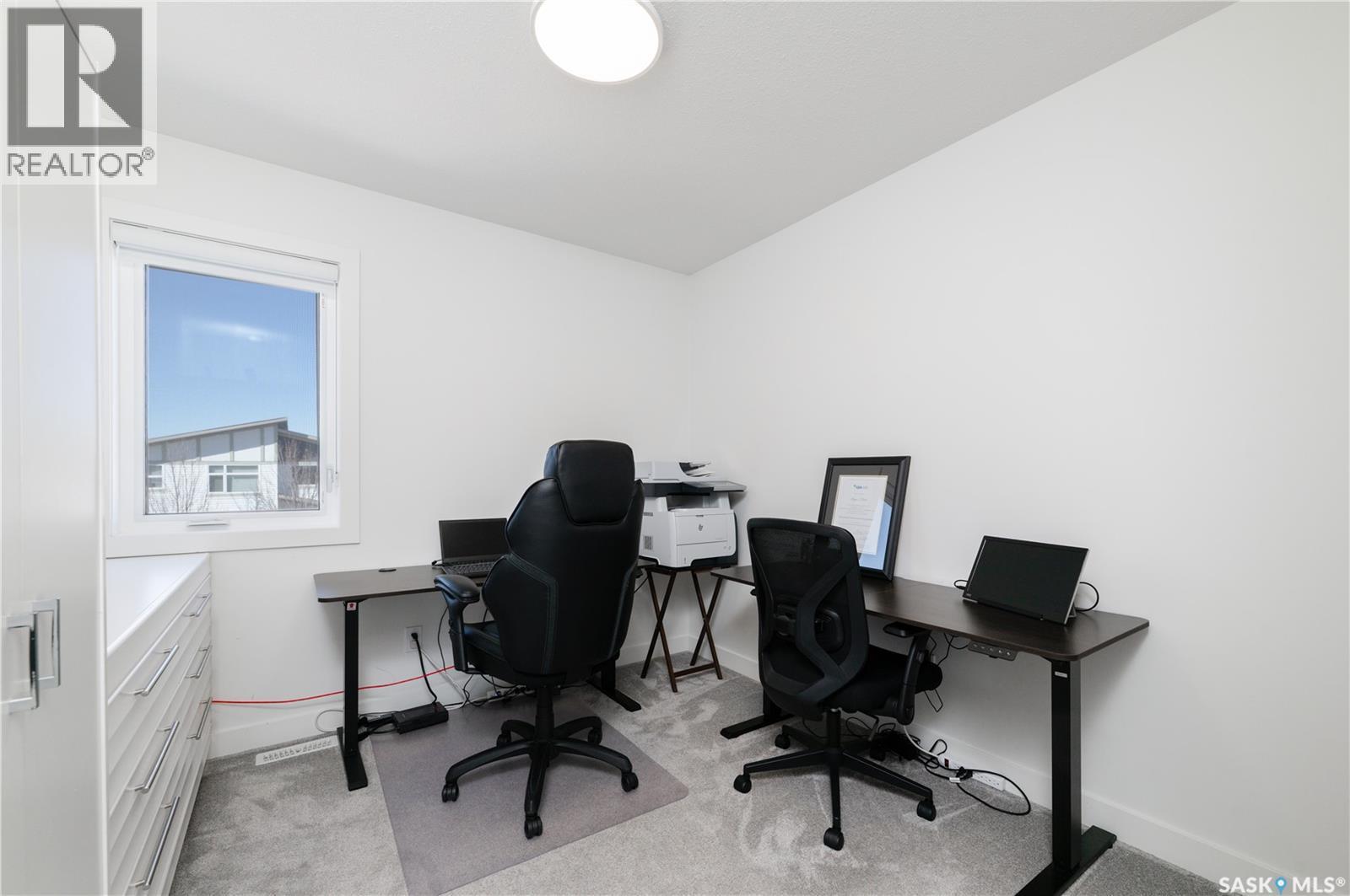 5617 Tutor Way, Regina, SK - Indoor Photo Showing Office