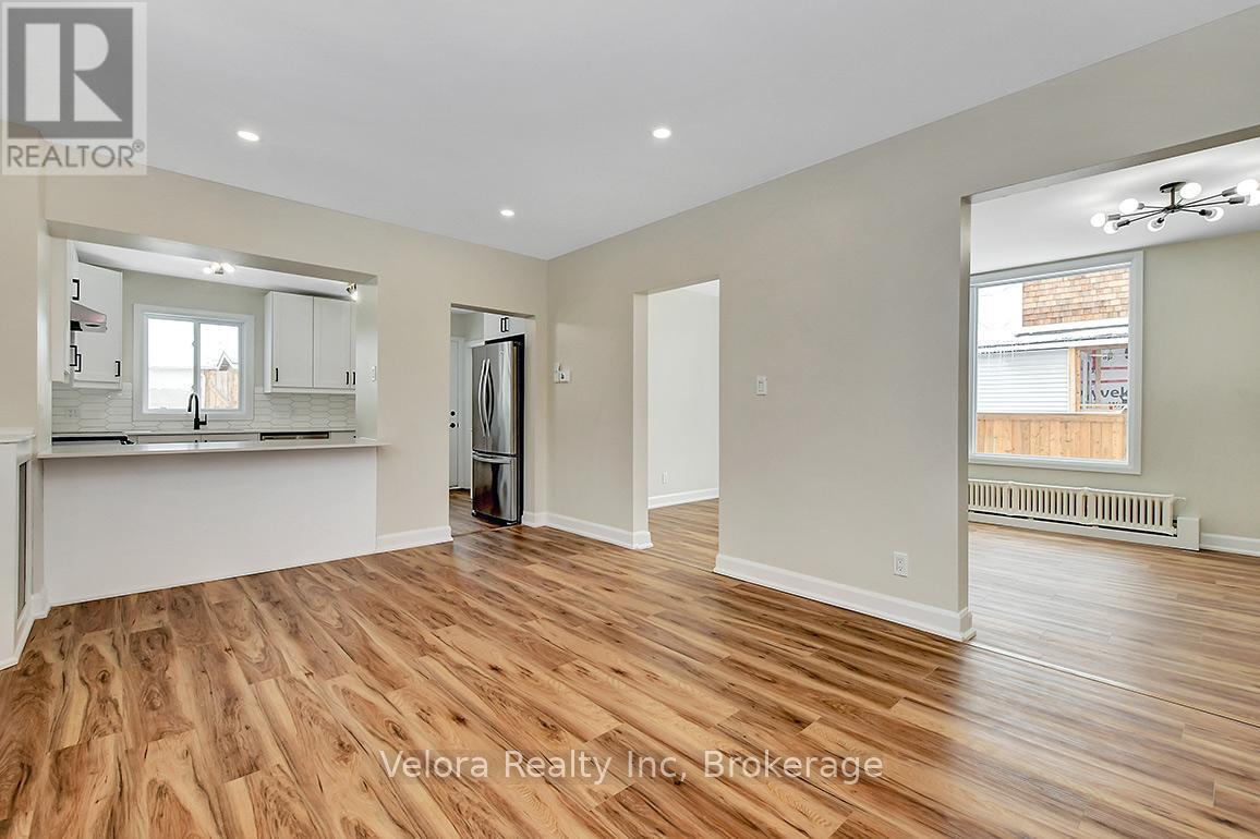 301 Zephyr Avenue, Ottawa, ON