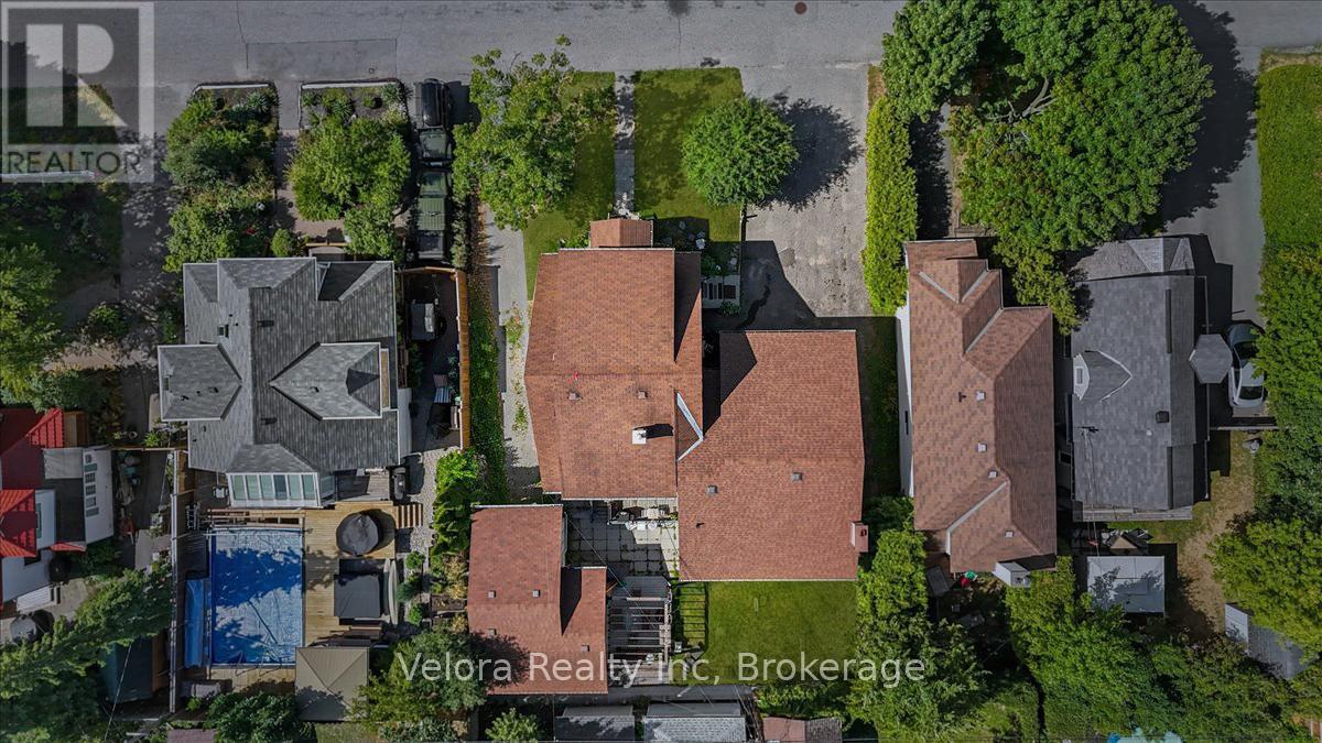 301 Zephyr Avenue, Ottawa, ON