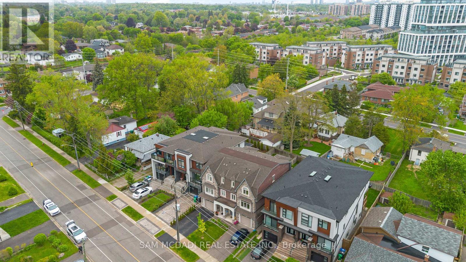 1067 Shaw Drive, Mississauga, ON - Outdoor With View