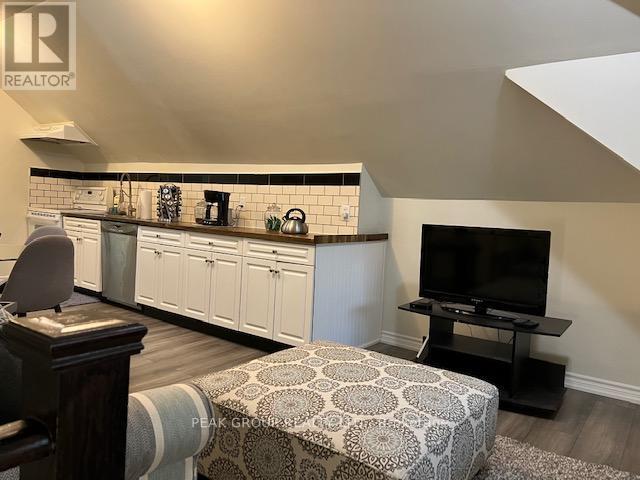 4961 - 4963 Armoury Street, Niagara Falls (Cherrywood), ON - Indoor