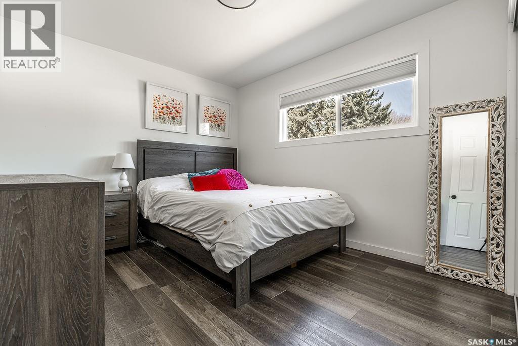 176 Tucker Crescent, Saskatoon, SK - Indoor Photo Showing Bedroom