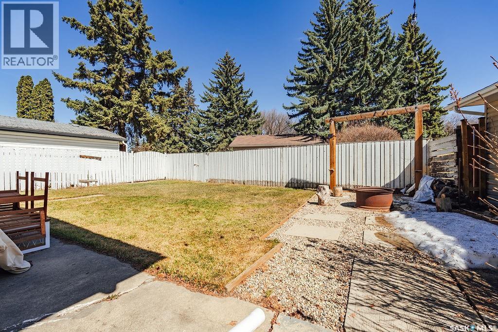 176 Tucker Crescent, Saskatoon, SK - Outdoor