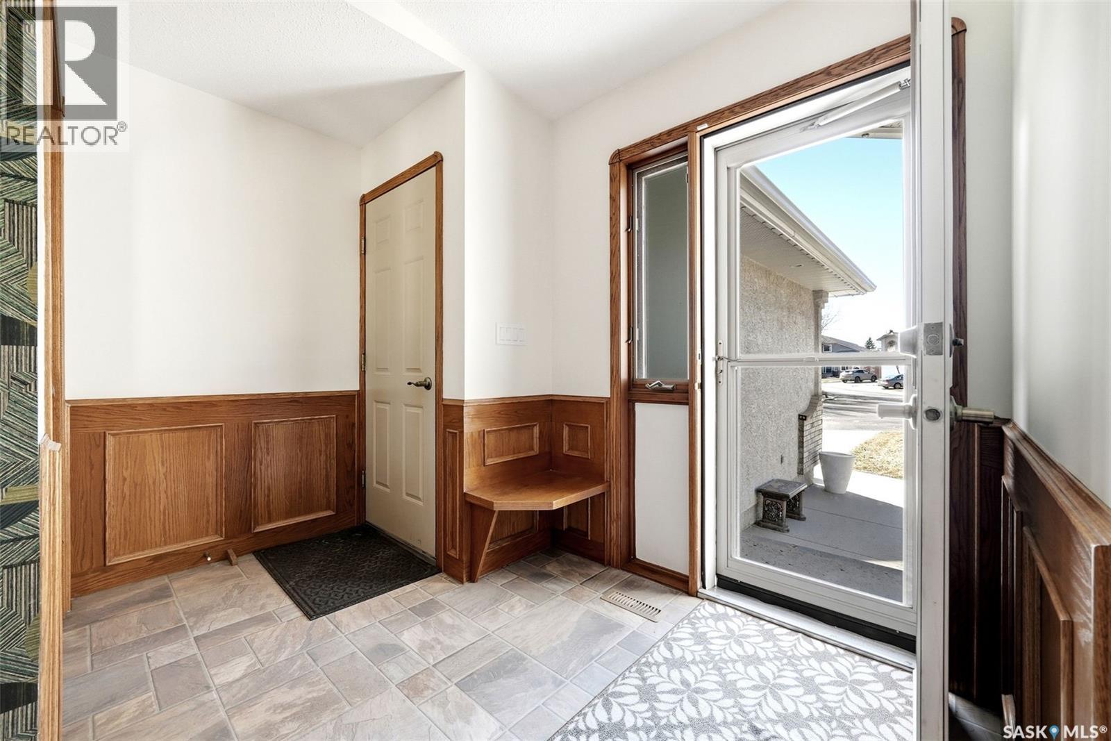 3524 Canterbury Place E, Regina, SK - Indoor Photo Showing Other Room