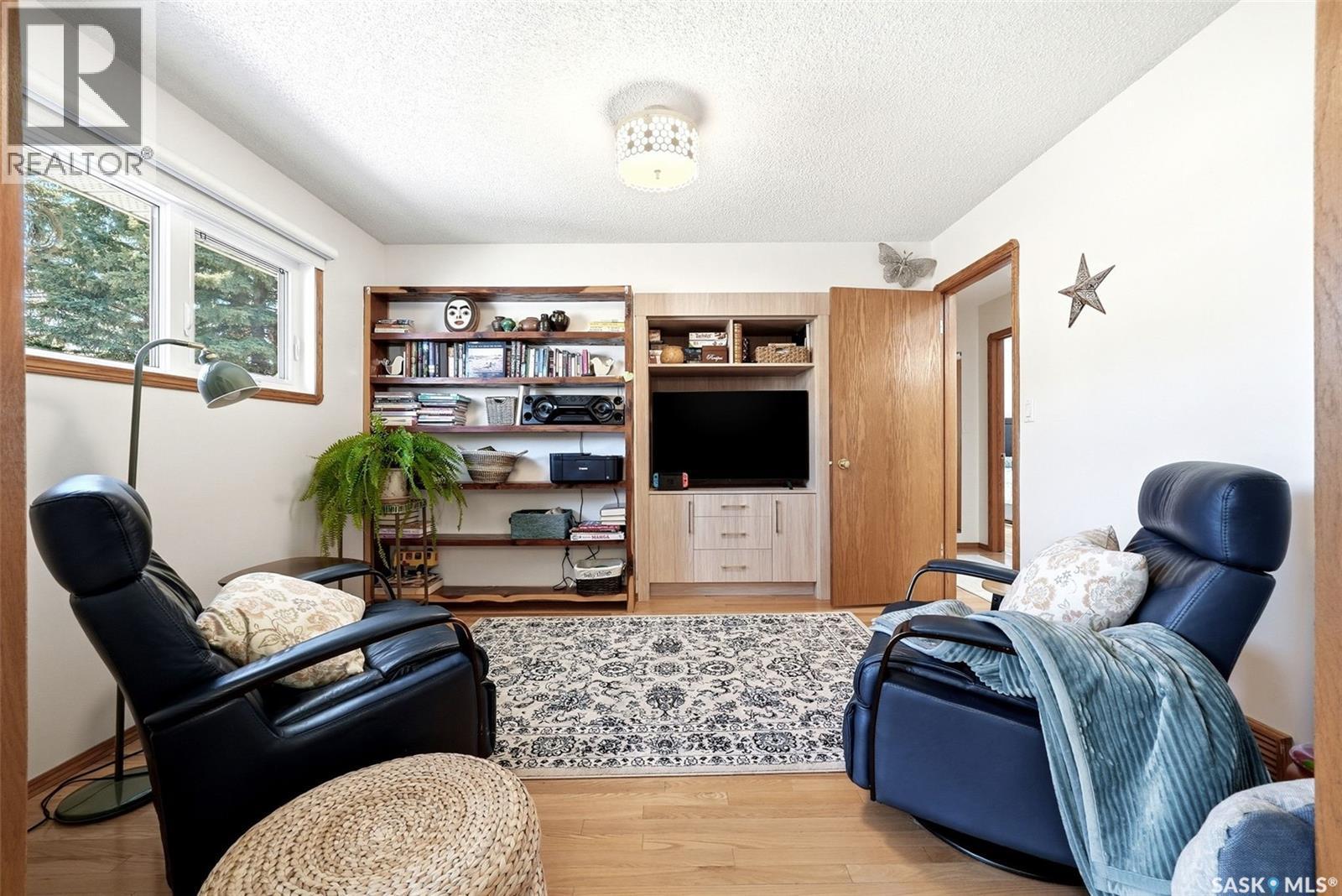 3524 Canterbury Place E, Regina, SK - Indoor