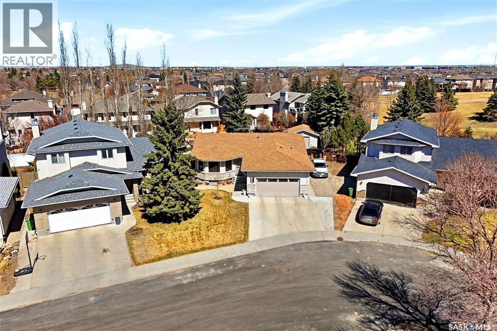 3524 Canterbury Place E, Regina, SK - Outdoor