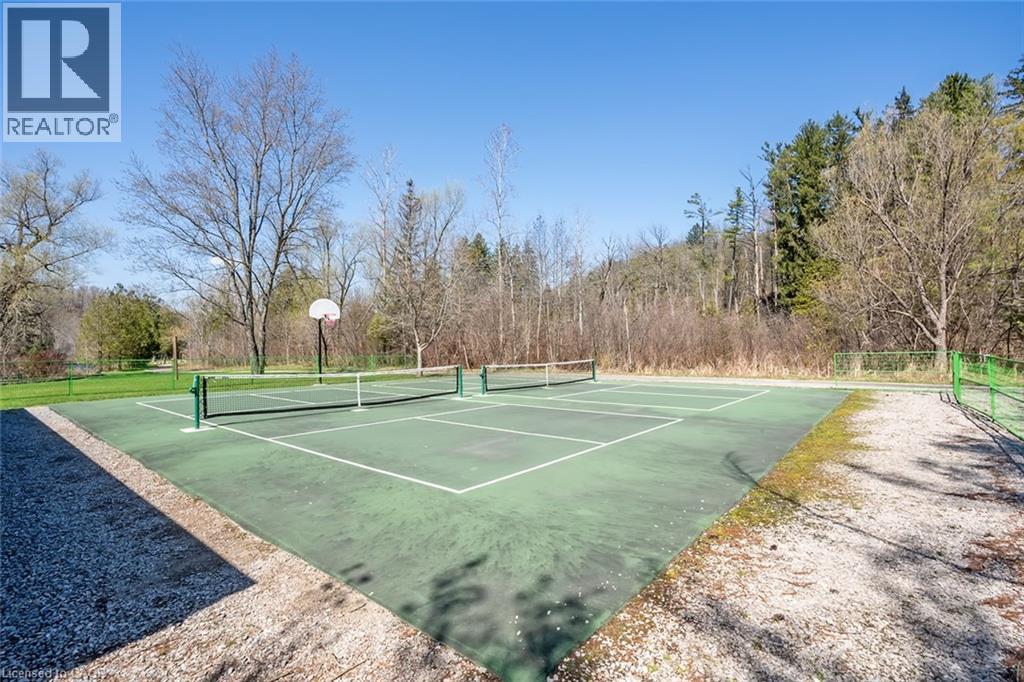 6099 Cedar Grove, Burlington, ON - Outdoor