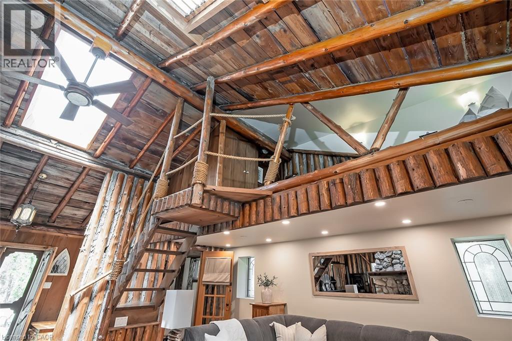6099 Cedar Grove, Burlington, ON - Indoor Photo Showing Other Room
