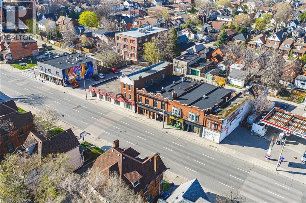 593 & 595 E King Street E, Hamilton, ON - Outdoor