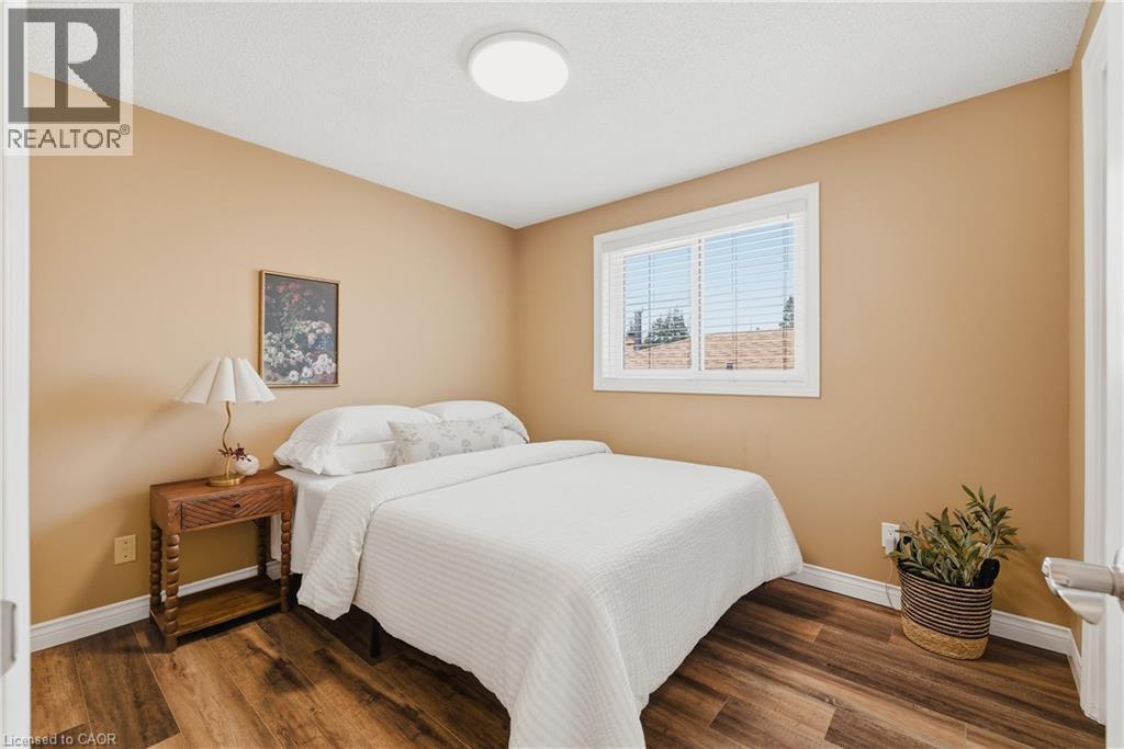 143 St Jerome Crescent, Kitchener, ON - Indoor Photo Showing Bedroom