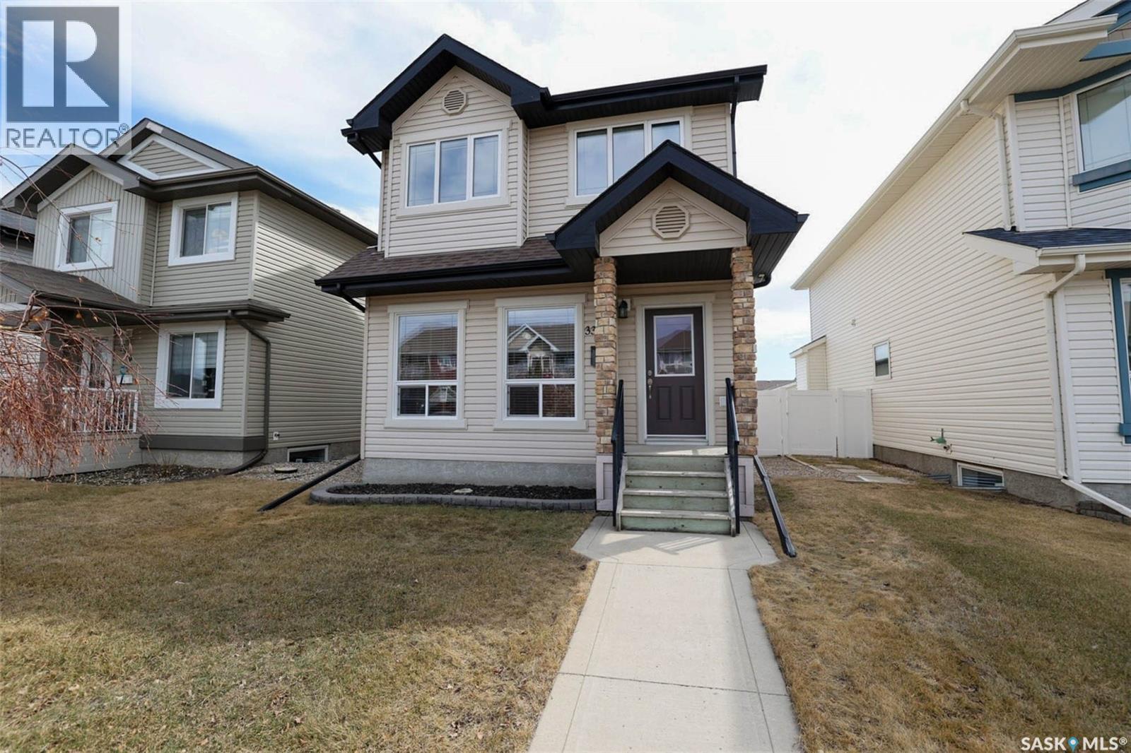3314 Green Moss Lane, Regina, SK - Outdoor With Facade