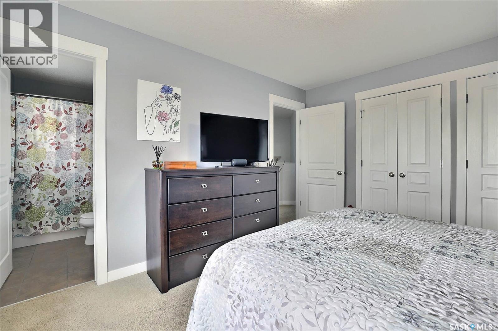 3314 Green Moss Lane, Regina, SK - Indoor Photo Showing Bedroom