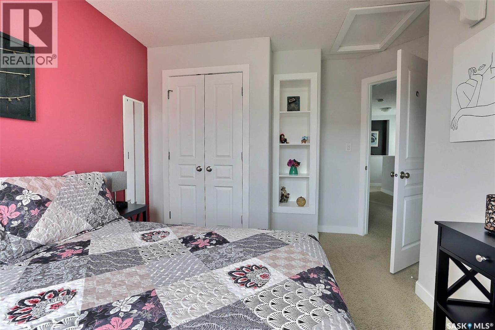 3314 Green Moss Lane, Regina, SK - Indoor Photo Showing Bedroom