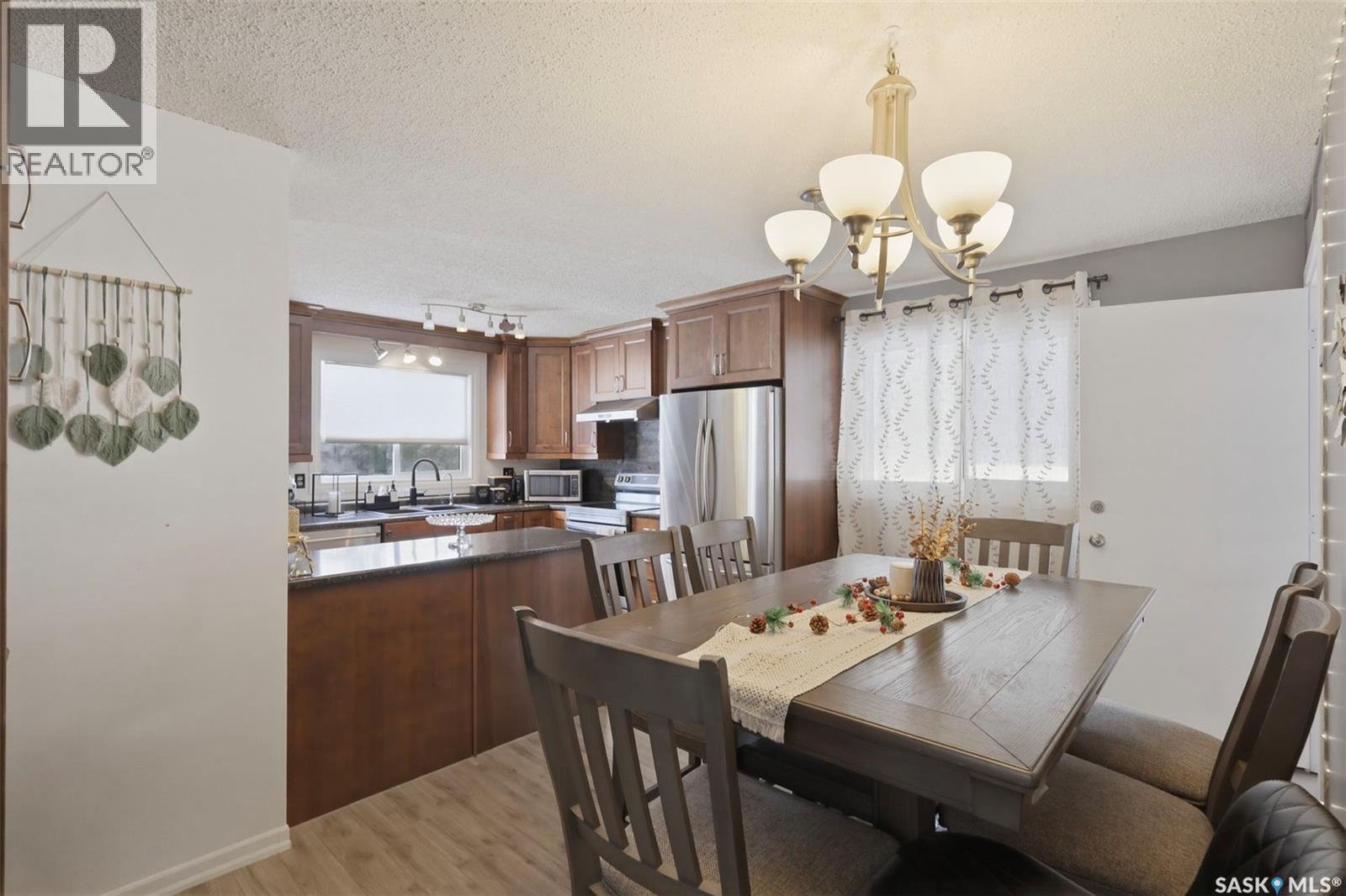 335 Avondale Road, Saskatoon, SK - Indoor Photo Showing Other Room