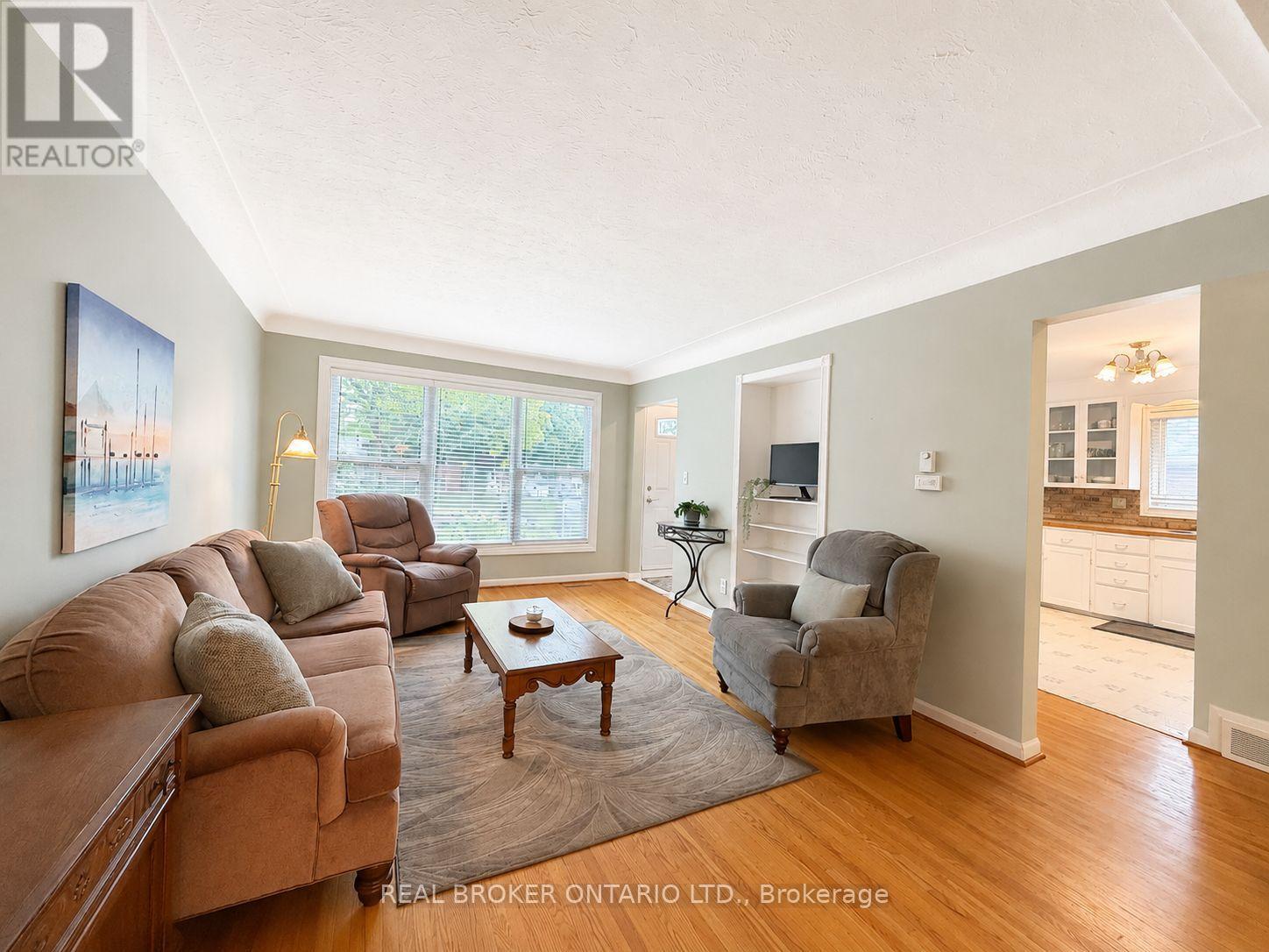 20 Cardinal Drive, Hamilton, ON
