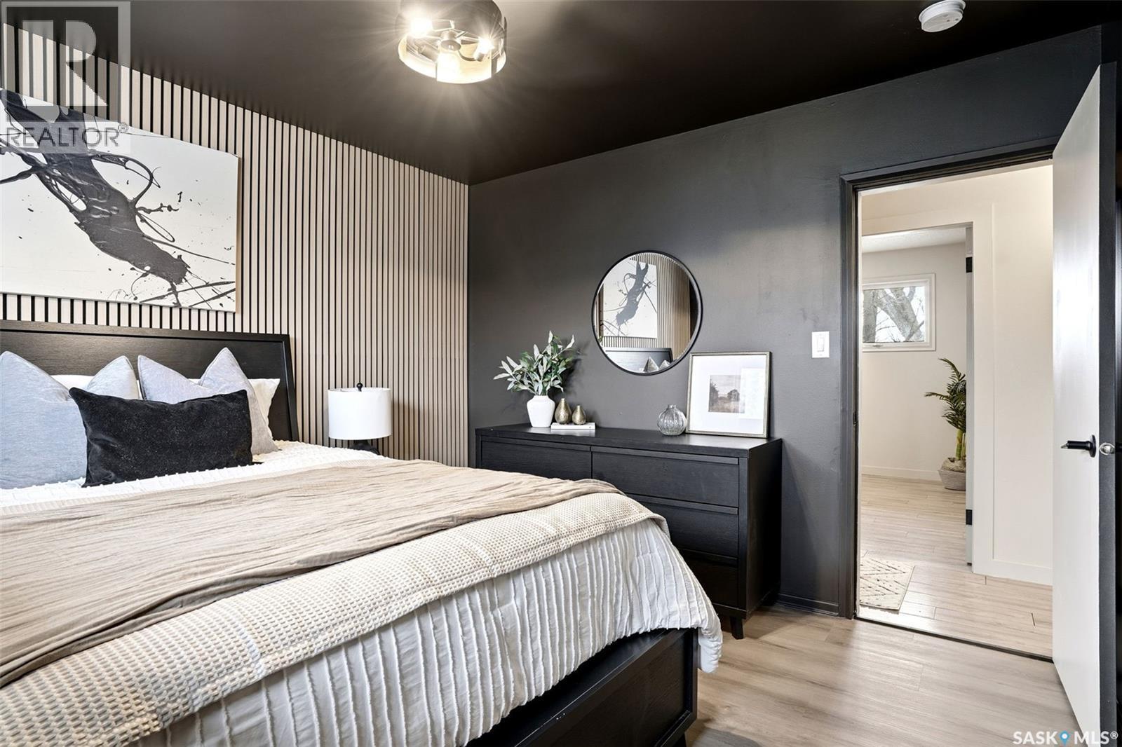 3814 25Th Avenue, Regina, SK - Indoor Photo Showing Bedroom