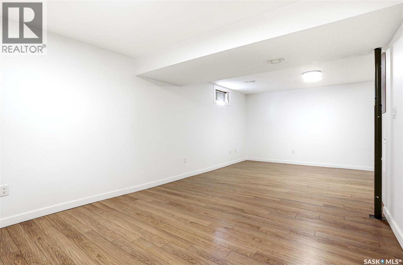 3814 25Th Avenue, Regina, SK - Indoor Photo Showing Other Room