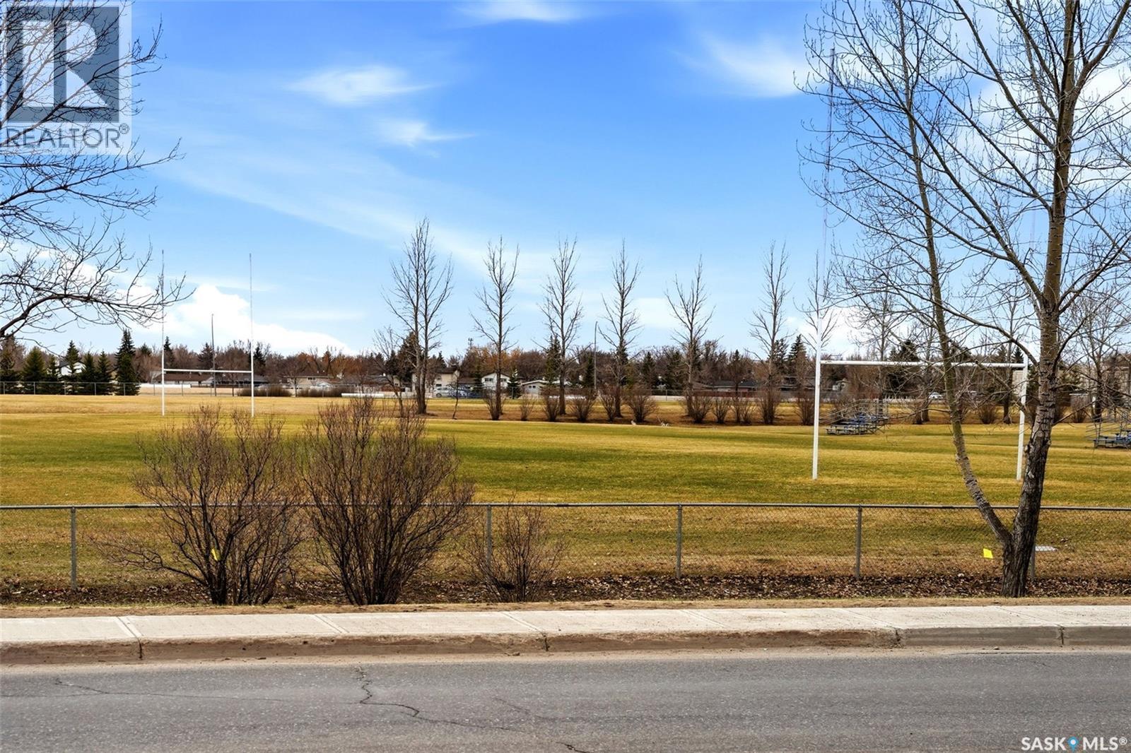 3814 25Th Avenue, Regina, SK - Outdoor With View