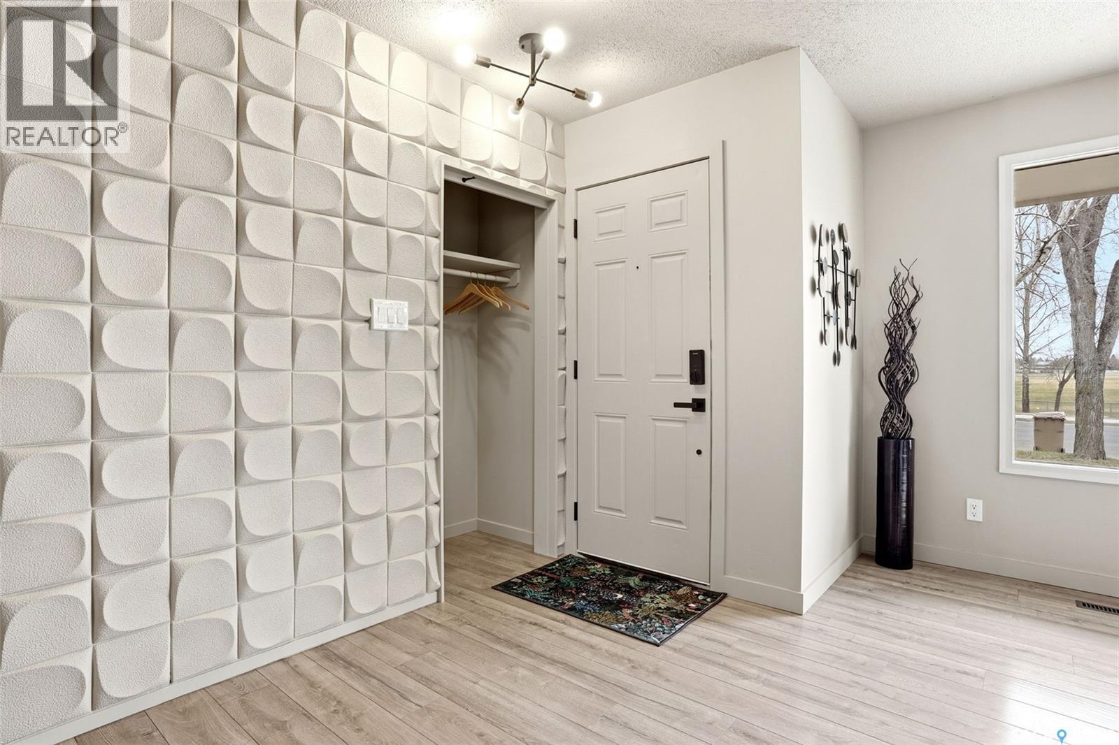 3814 25Th Avenue, Regina, SK - Indoor Photo Showing Other Room