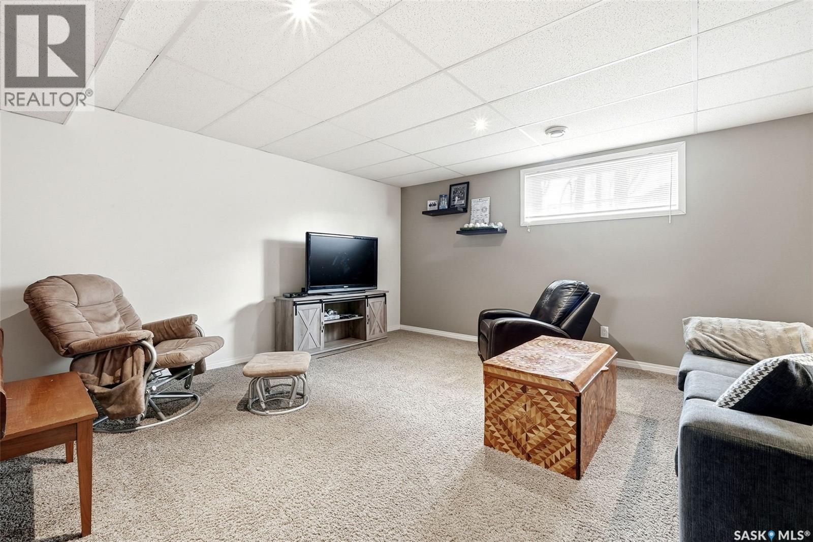 11 Fairway Crescent, White City, SK - Indoor Photo Showing Other Room