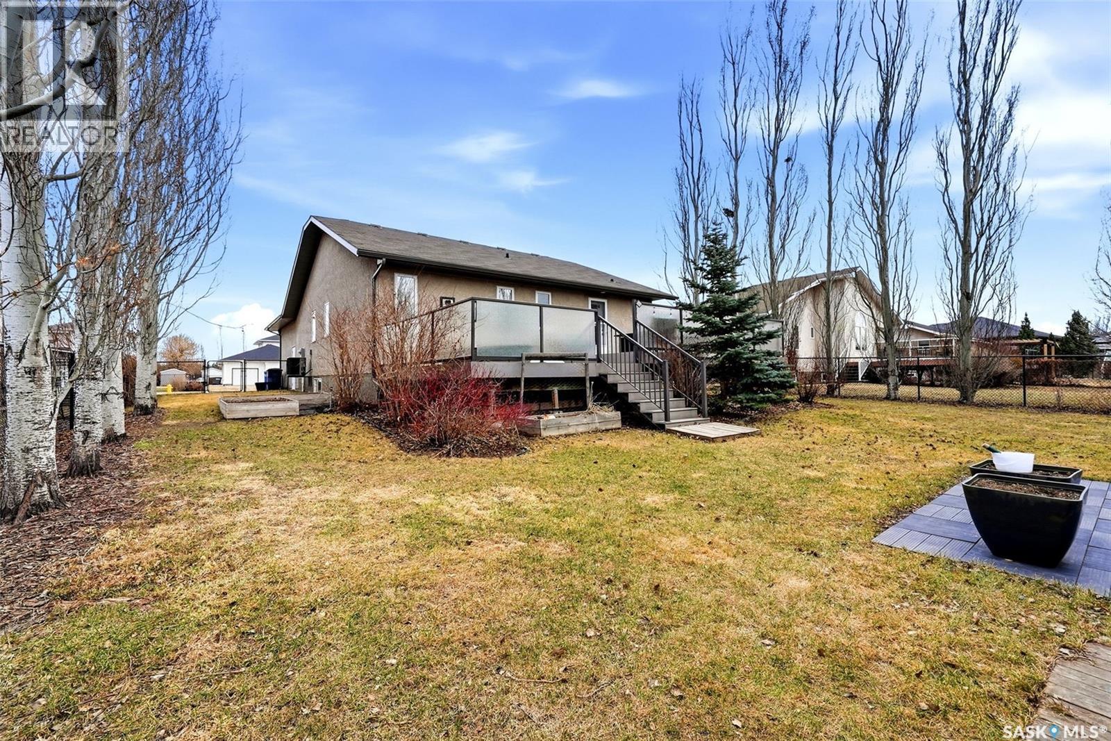 11 Fairway Crescent, White City, SK - Outdoor With Deck Patio Veranda
