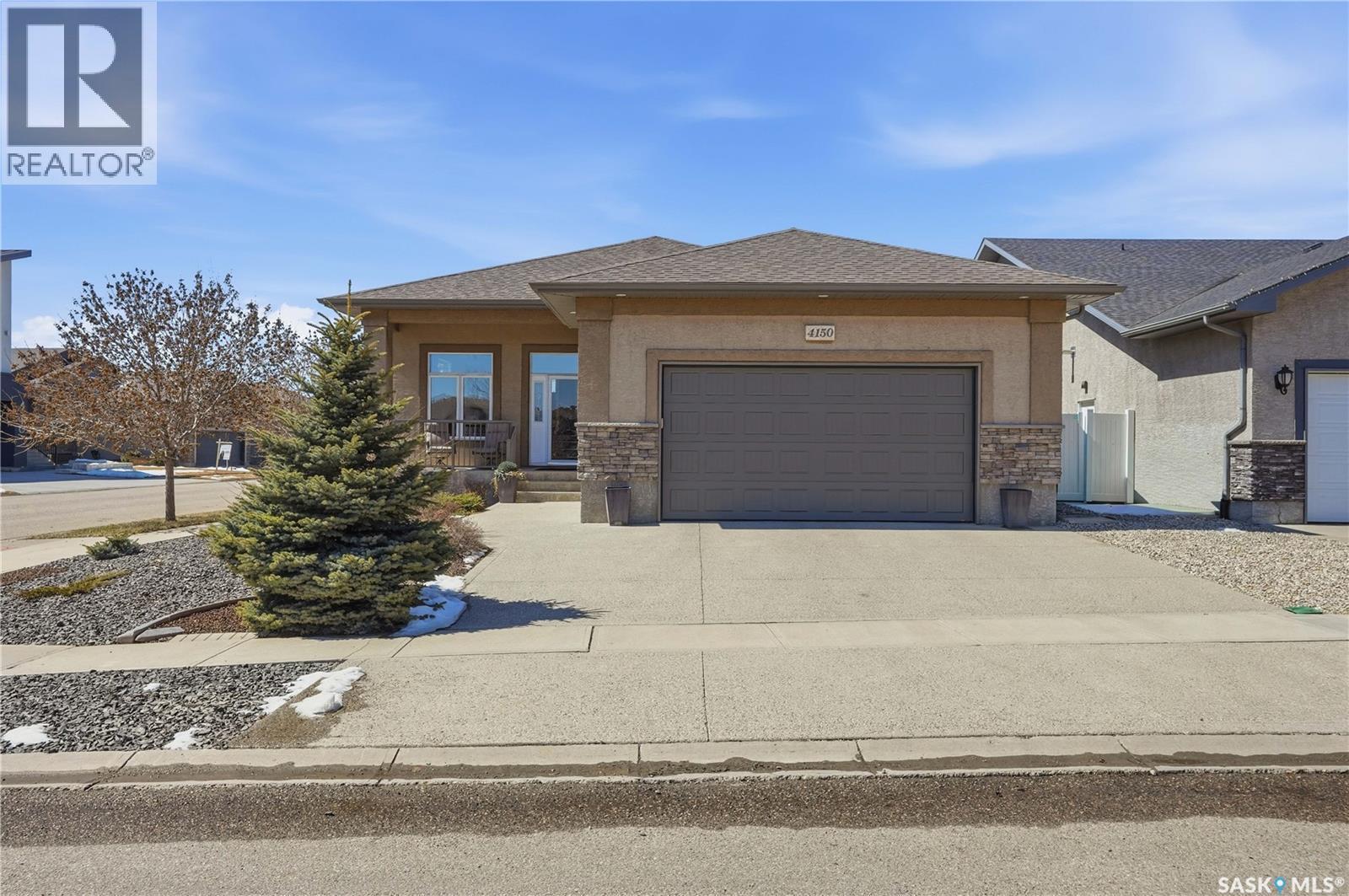 4150 Goldfinch Way, Regina, SK - Outdoor
