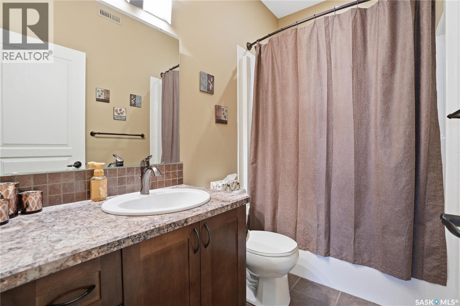 4150 Goldfinch Way, Regina, SK - Indoor Photo Showing Bathroom