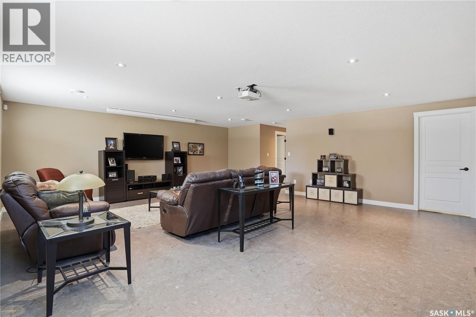 4150 Goldfinch Way, Regina, SK - Indoor
