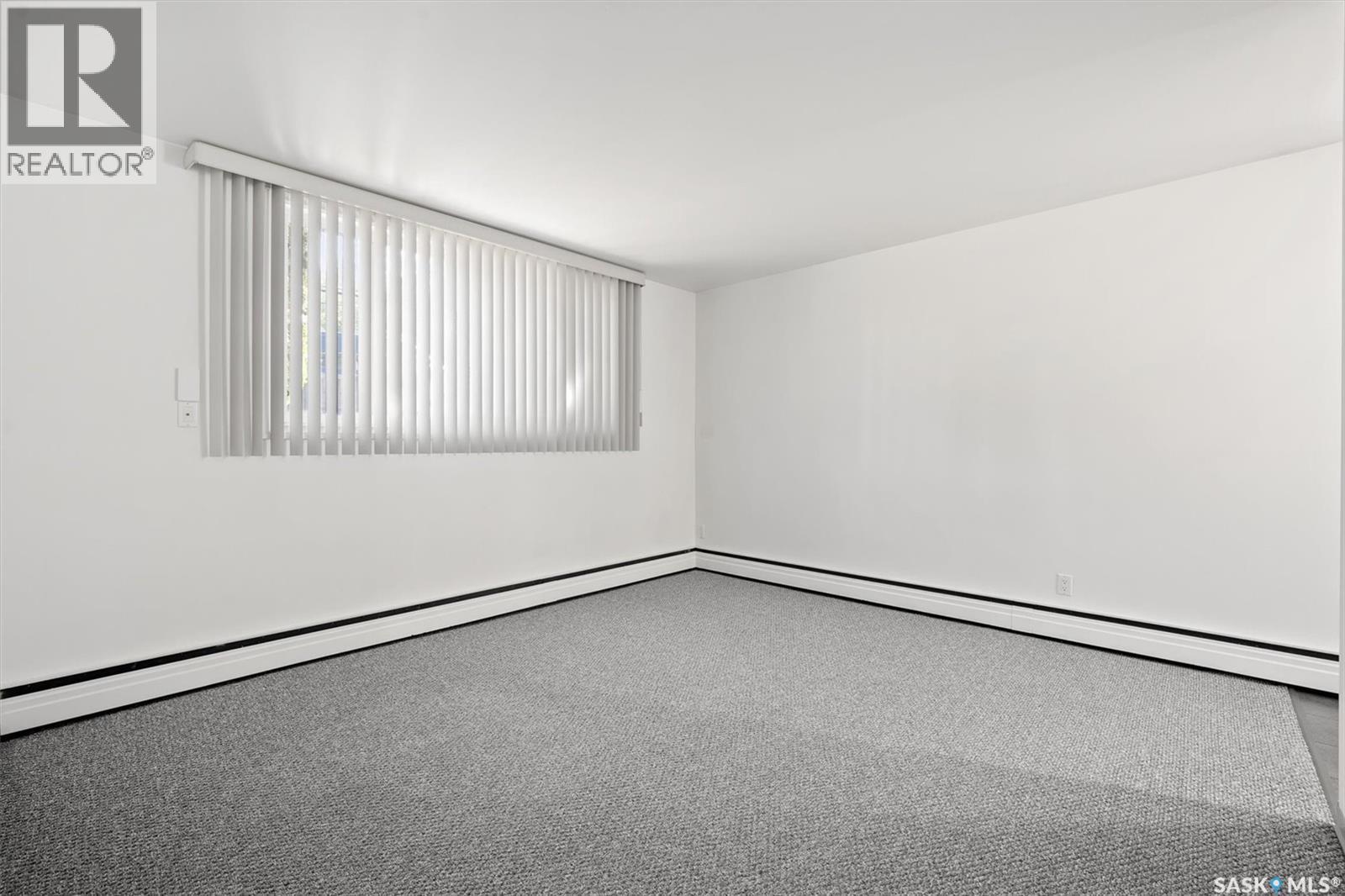 424 3Rd Avenue N, Saskatoon, SK - Indoor Photo Showing Other Room