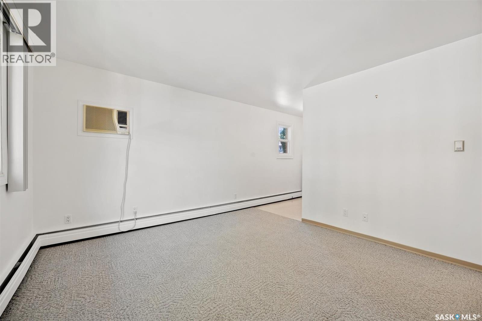 424 3Rd Avenue N, Saskatoon, SK - Indoor Photo Showing Other Room