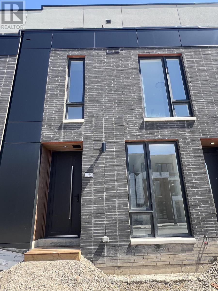 40 Everett Common, St. Catharines, ON - Outdoor