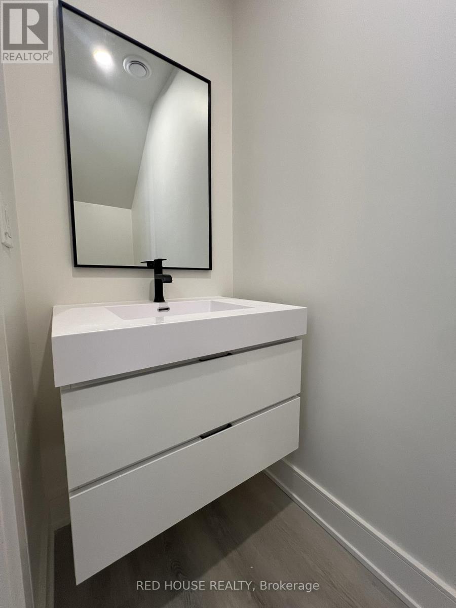 40 Everett Common, St. Catharines, ON - Indoor Photo Showing Bathroom