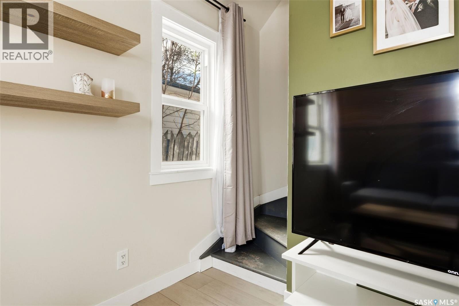 358 St John Street, Regina, SK - Indoor Photo Showing Other Room
